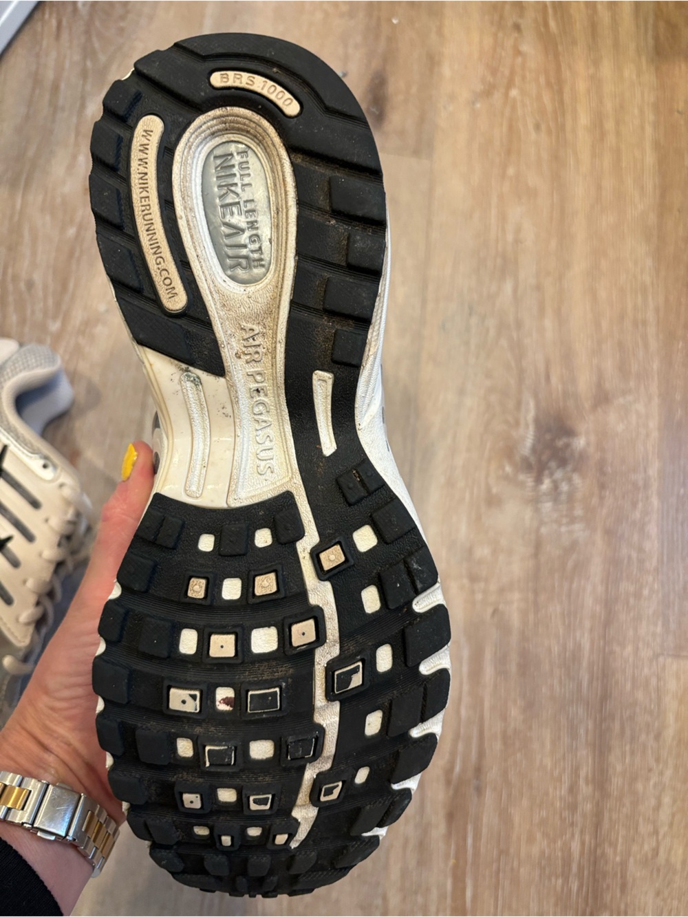 Women’s Silver/Beige Running Shoes - Picture 6 of 10